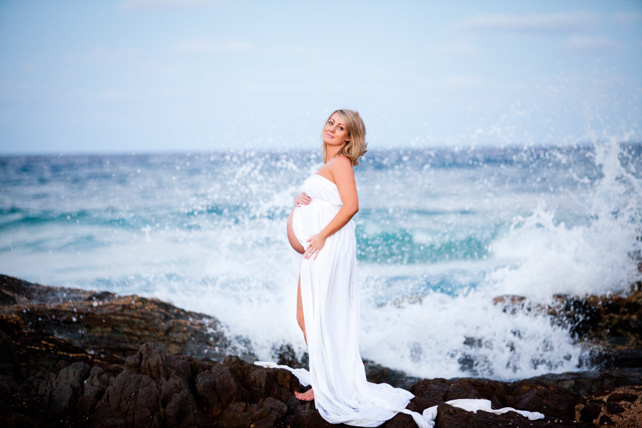 Gold Coast Beach Maternity Photos