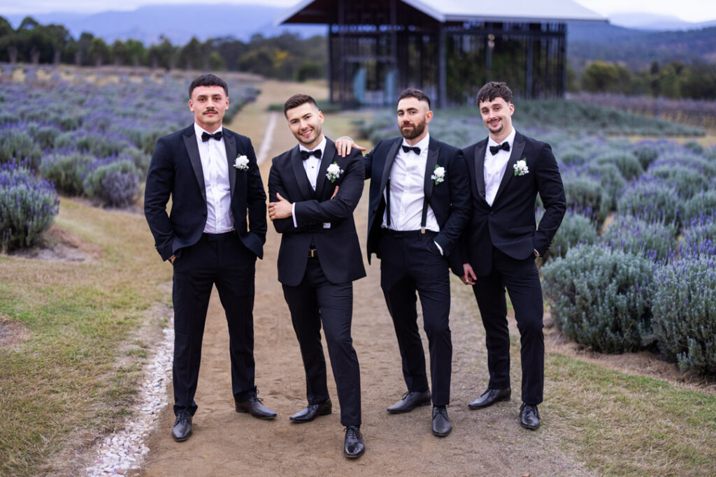 Kooroomba Vineyard Wedding Photos 090